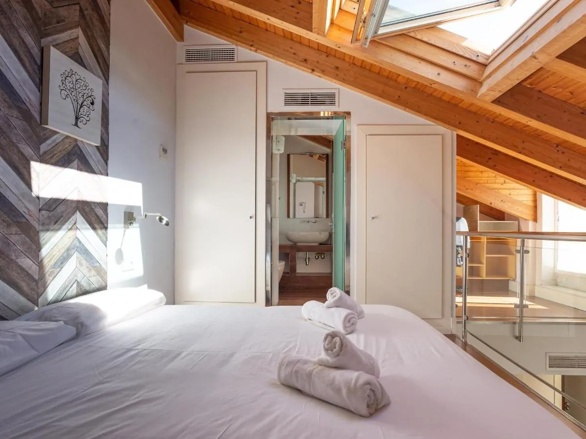 Lu&Cia Duplex City Center Malaga Apartment